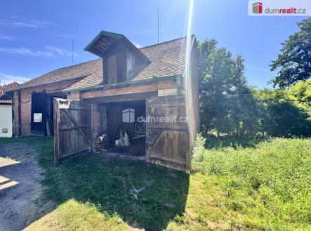 4 | Prodej - komerční objekt, sklad, 975 m²