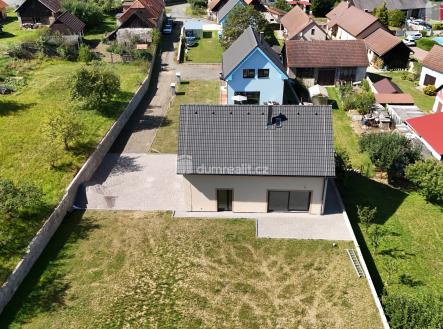 4 | Prodej - dům/vila, 135 m²