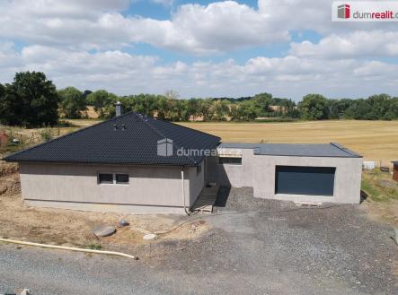 2 | Prodej - dům/vila, 121 m²