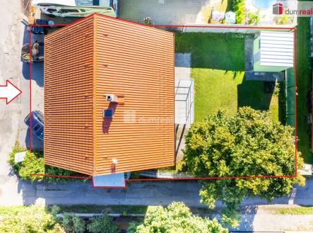 4 | Prodej - dům/vila, 179 m²