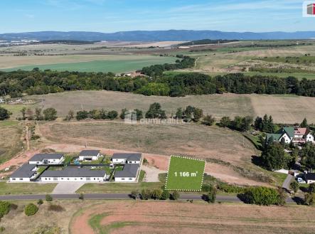 2 | Prodej - pozemek pro bydlení, 1 166 m²
