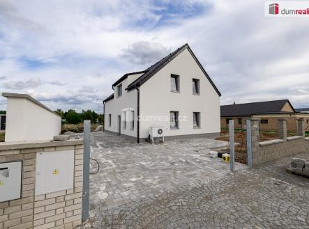 2 | Prodej - dům/vila, 165 m²