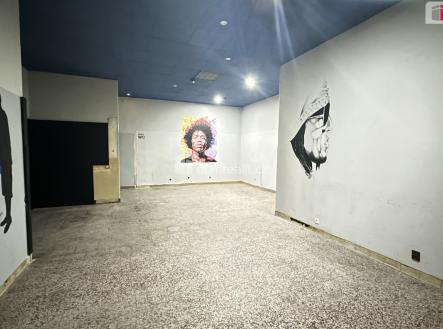 3 | Pronájem - obchodní prostor, 200 m²