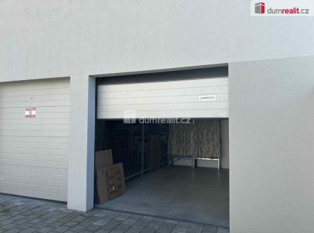 1 | Pronájem - malý objekt/garáž