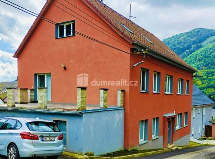 1 | Prodej - dům/vila, 303 m²