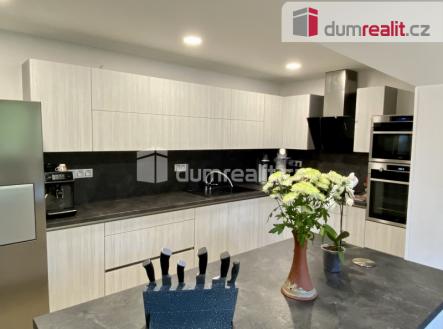 8 | Pronájem bytu, 4+kk, 202 m²