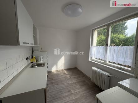 3 | Pronájem - dům/vila, 120 m²