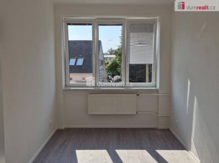 3 | Pronájem - kanceláře, 15 m²