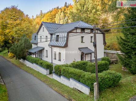 1 | Prodej - penzion, 1 526 m²