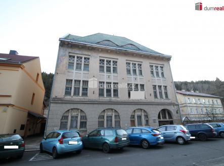 1 | Prodej - nájemní dům, 1 000 m²