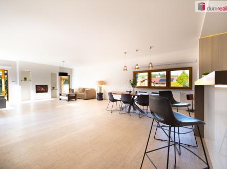 3 | Prodej - dům/vila, 228 m²