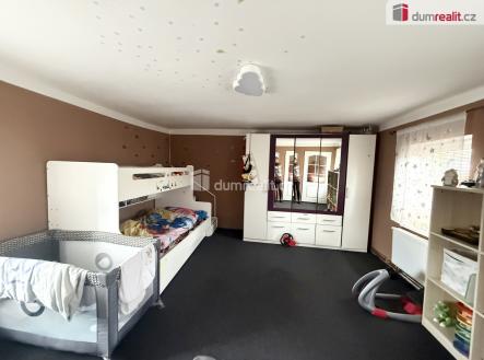 3 | Pronájem - dům/vila, 108 m²