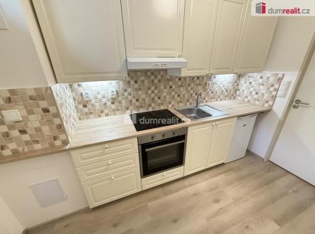 1 | Pronájem bytu, 1+1, 27 m²