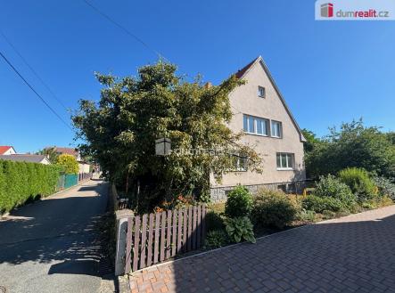 1 | Prodej - dům/vila, 200 m²