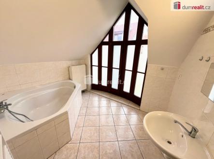 3 | Pronájem bytu, 2+kk, 60 m²