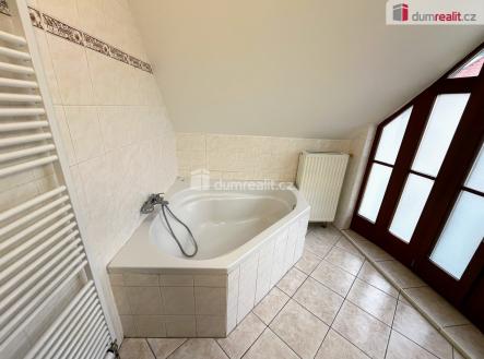 4 | Pronájem bytu, 2+kk, 60 m²