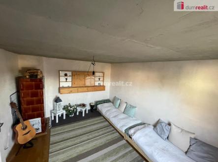 4 | Prodej - dům/vila, 470 m²