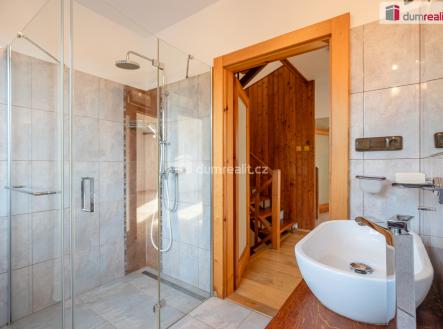 4 | Prodej - dům/vila, 190 m²