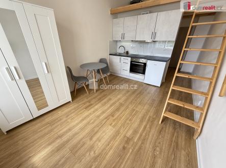 1 | Pronájem bytu, 1+kk, 35 m²