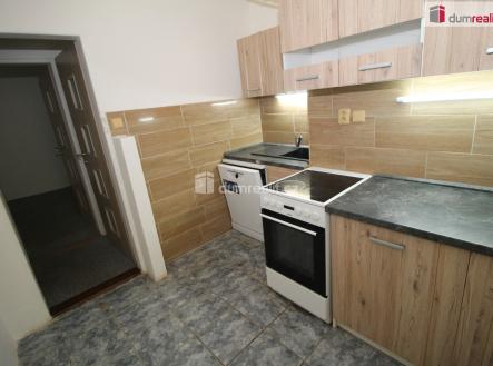 4 | Pronájem - kanceláře, 60 m²