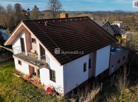 3 | Prodej - dům/vila, 300 m²