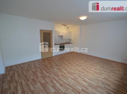 2 | Pronájem bytu, 1+kk, 39 m²