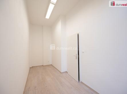4 | Pronájem - kanceláře, 10 m²
