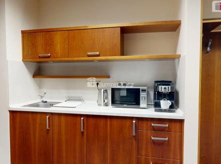 4 | Pronájem - kanceláře, 126 m²