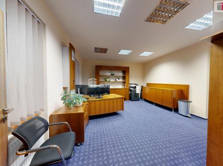 4 | Pronájem - kanceláře, 67 m²
