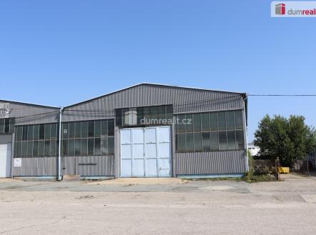 1 | Pronájem - komerční objekt, sklad, 3 276 m²