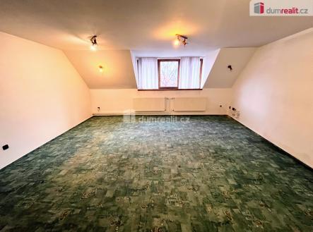 1 | Pronájem - dům/vila, 145 m²