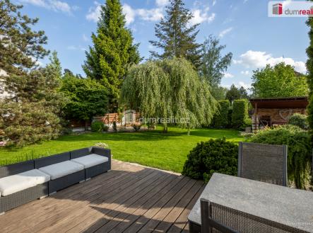 4 | Prodej - dům/vila, 300 m²