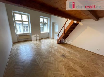 3 | Pronájem bytu, 2+kk, 41 m²