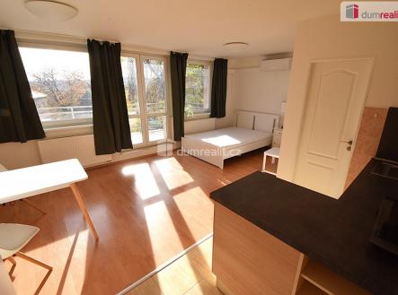 2 | Pronájem bytu, 1+kk, 27 m²