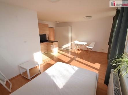 3 | Pronájem bytu, 1+kk, 27 m²