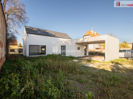 3 | Prodej - dům/vila, 143 m²