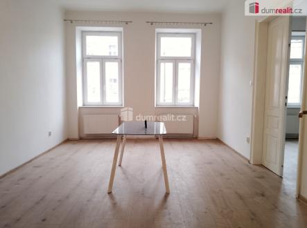 Pronájem bytu, 3+1, 93 m² obrázek