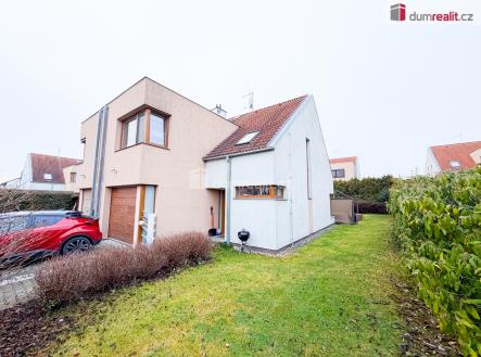 1 | Pronájem - dům/vila, 180 m²