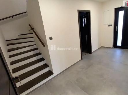 5 | Prodej - dům/vila, 117 m²