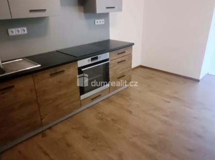 3 | Pronájem bytu, 2+kk, 65 m²