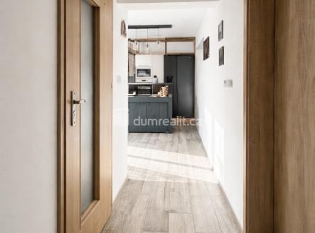 3 | Prodej - dům/vila, 380 m²