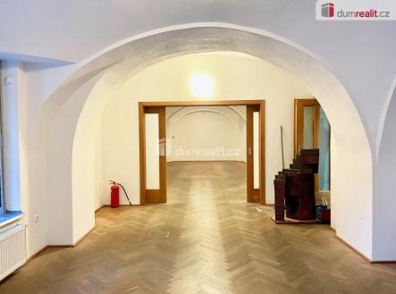 4 | Pronájem - obchodní prostor, 80 m²