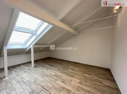 4 | Pronájem bytu, 1+kk, 29 m²