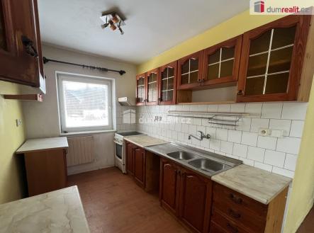 4 | Prodej - dům/vila, 614 m²