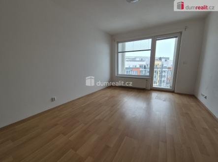 4 | Pronájem bytu, 1+kk, 31 m²