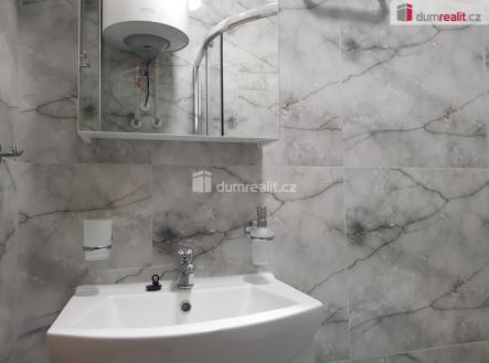 4 | Pronájem bytu, 1+kk, 27 m²