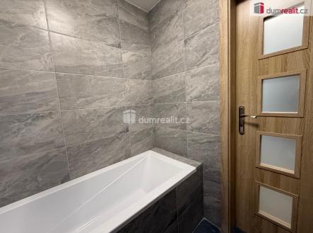 8 | Pronájem bytu, 2+kk, 35 m²