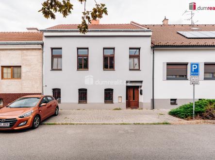 1 | Pronájem bytu, 1+kk, 35 m²