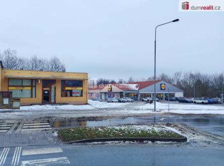 3 | Pronájem - komerční objekt, obchodní centrum, 145 m²