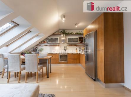 3 | Prodej bytu, 2+kk, 62 m²